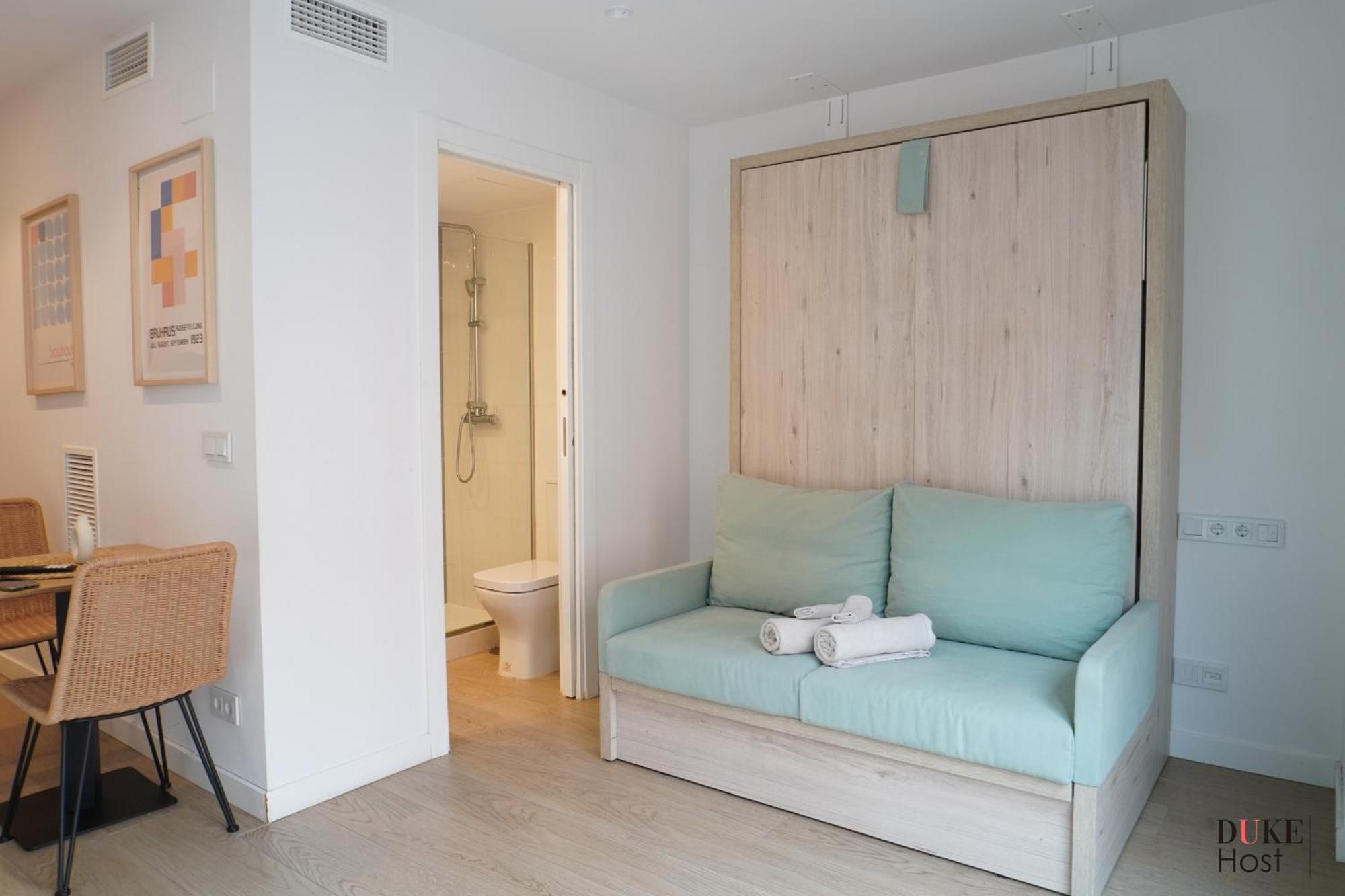 Castilla Luxury B Apartments Madrid Exterior photo