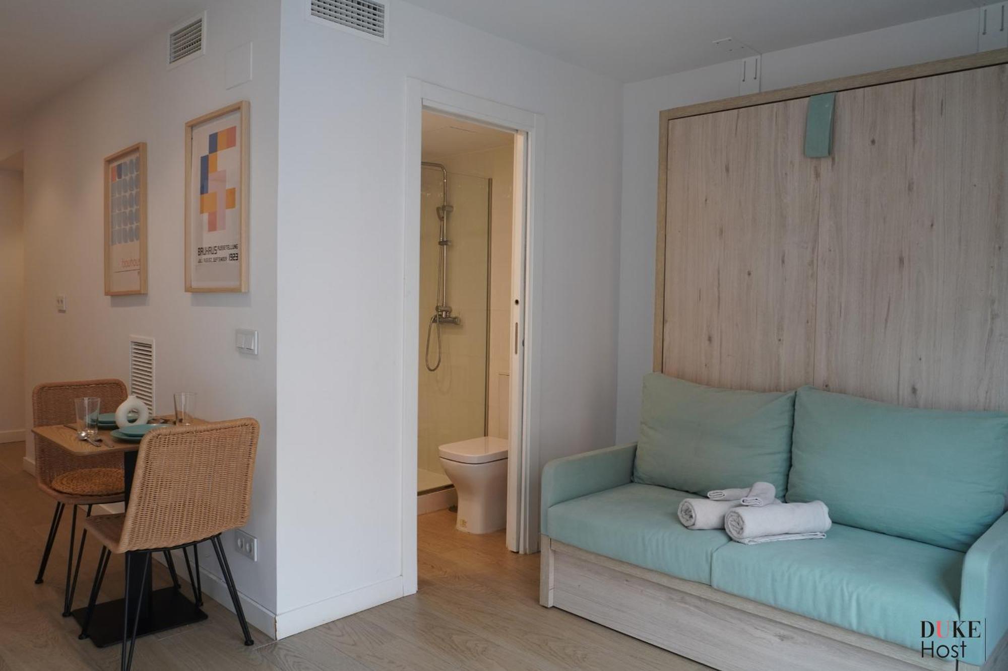 Castilla Luxury B Apartments Madrid Exterior photo